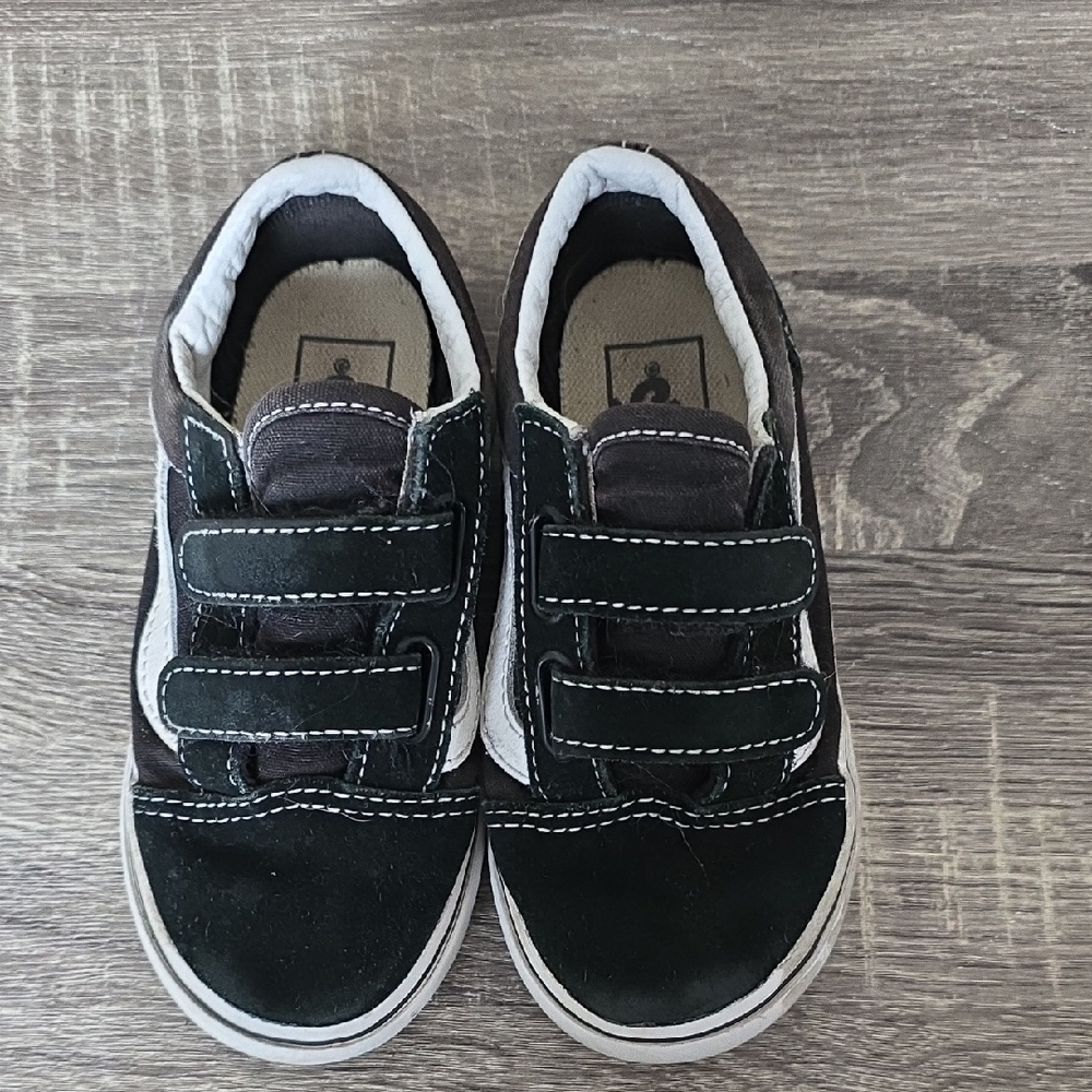 Vans Black and White Old Skool Sneakers with Signature Stripe